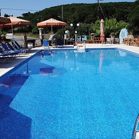 Golden Beach Koukounaries ภายนอก รูปภาพ